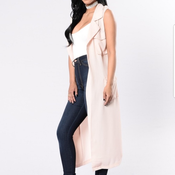 Nude Vest Trenchcoat - Picture 3 of 3